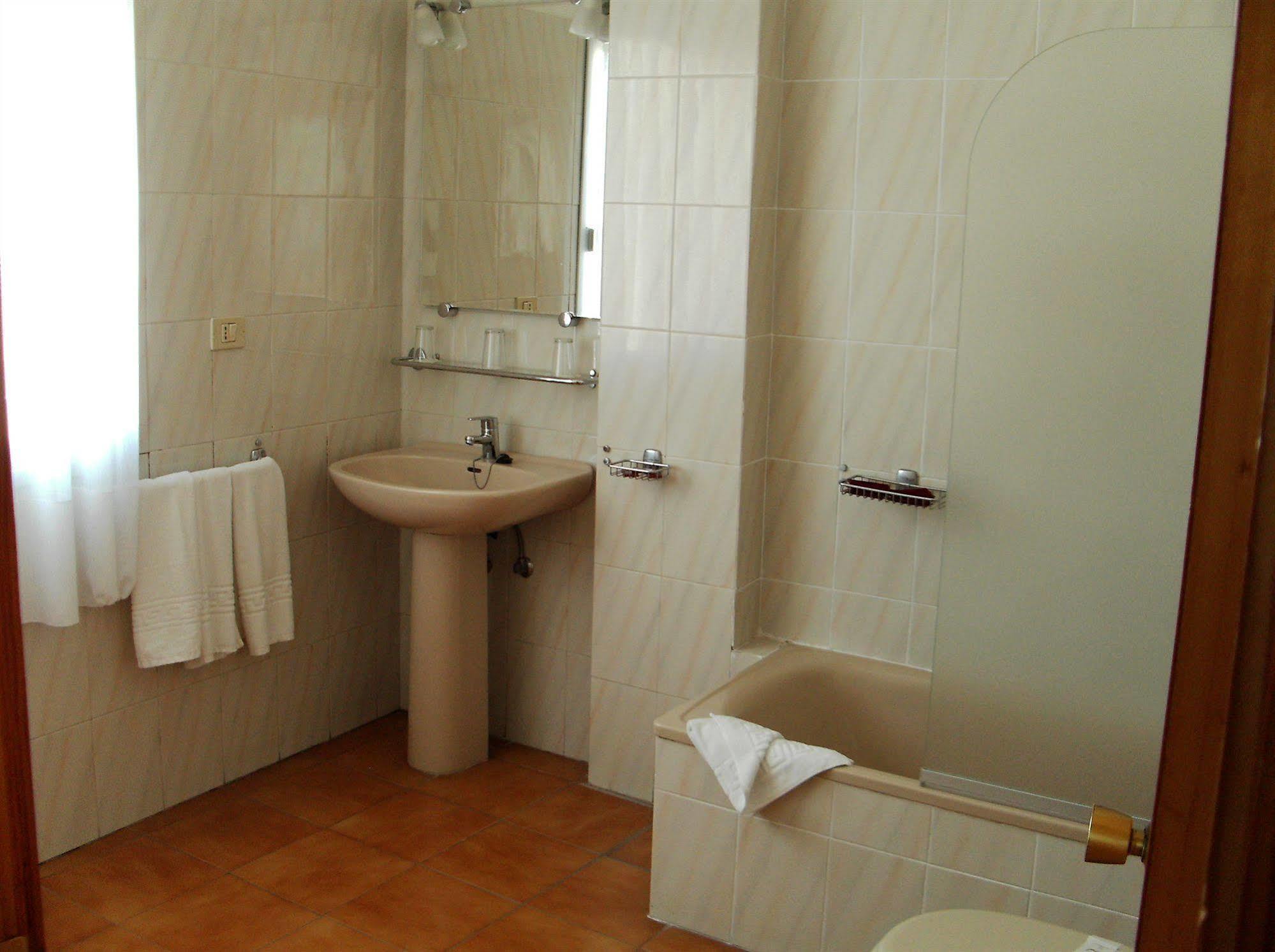Hotel Ucanca ซานอิซิโตร ภายนอก รูปภาพ